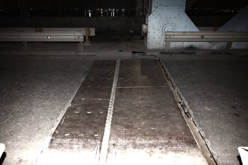 Астраханцам перекрыли Старый мост: что стало причиной многочасовой пробки