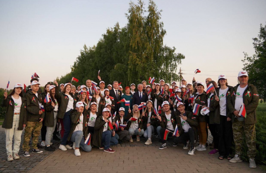 Юные астраханцы присоединились к патриотическому проекту «Дорогами Памяти и Славы» в Беларуси