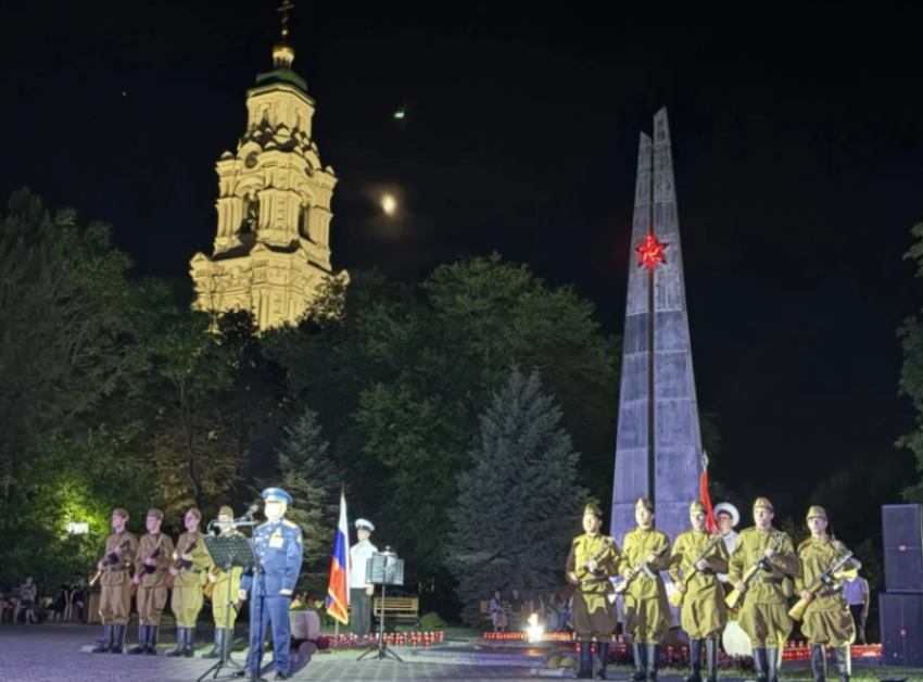 Ночью в Астрахани состоялся концерт-реквием Дня памяти и скорби