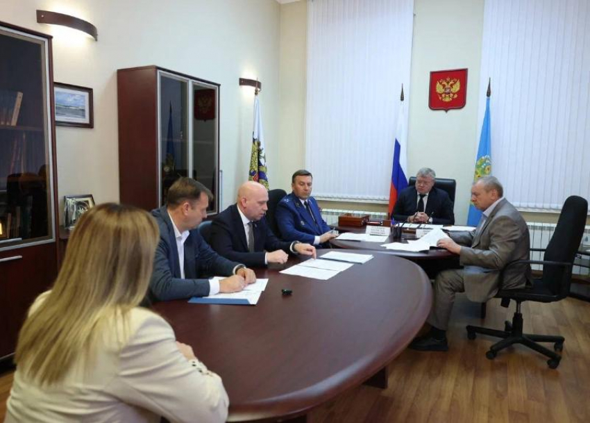 Астраханцы обратились к Игорю Бабушкину по вопросам газификации и благоустройства