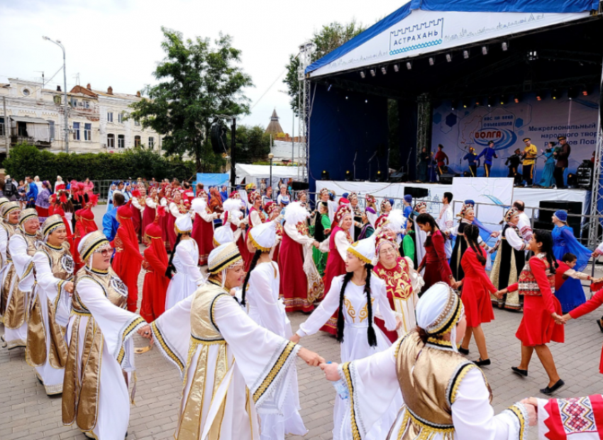 Астраханская область готовит мероприятия в честь Года единства народов России