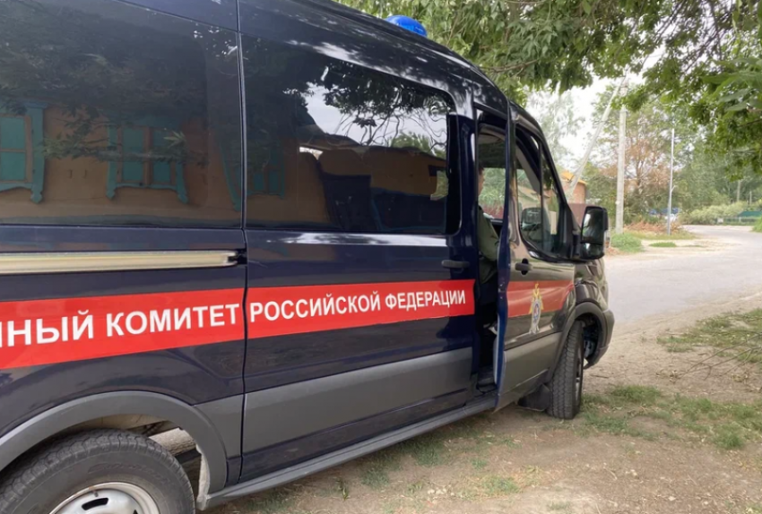 Сотрудницу астраханской поликлиники отправили на исправительные работы за подлоги