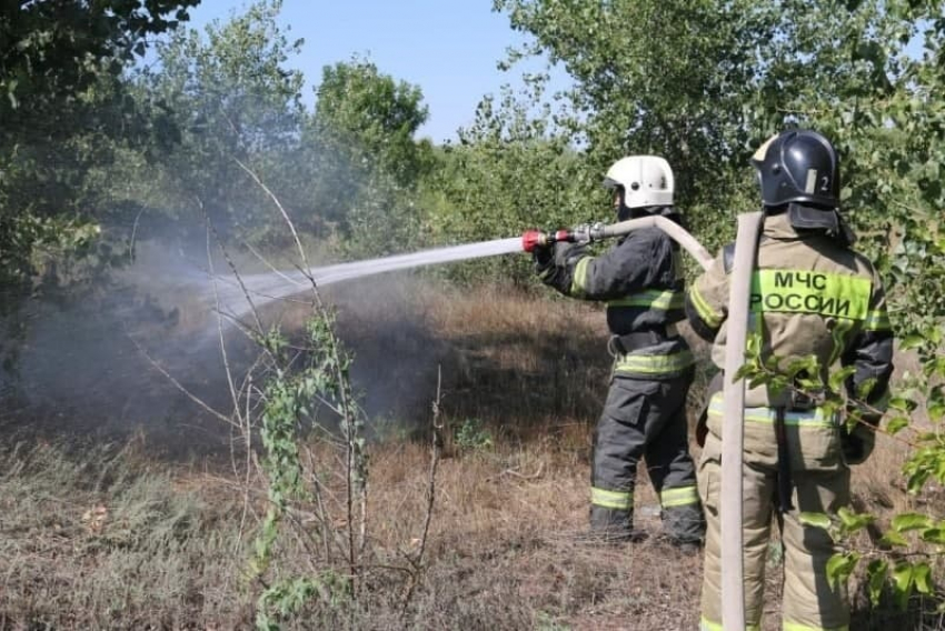 МЧС предупреждает: астраханцы могут почувствовать запах гари
