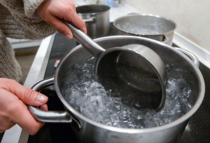 С 17 апреля в домах астраханцев начнут отключать горячую воду