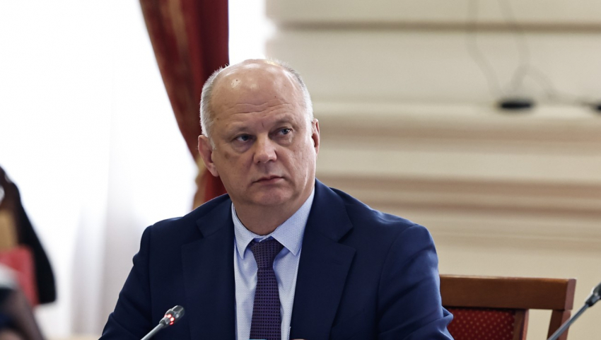 Олег Полумордвинов: для ремонта астраханских водопровода и канализации нужно 30 миллиардов рублей