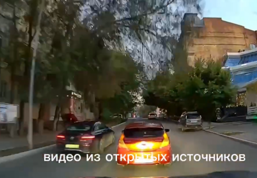 У астраханки могут отобрать водительские права за езду по встречке