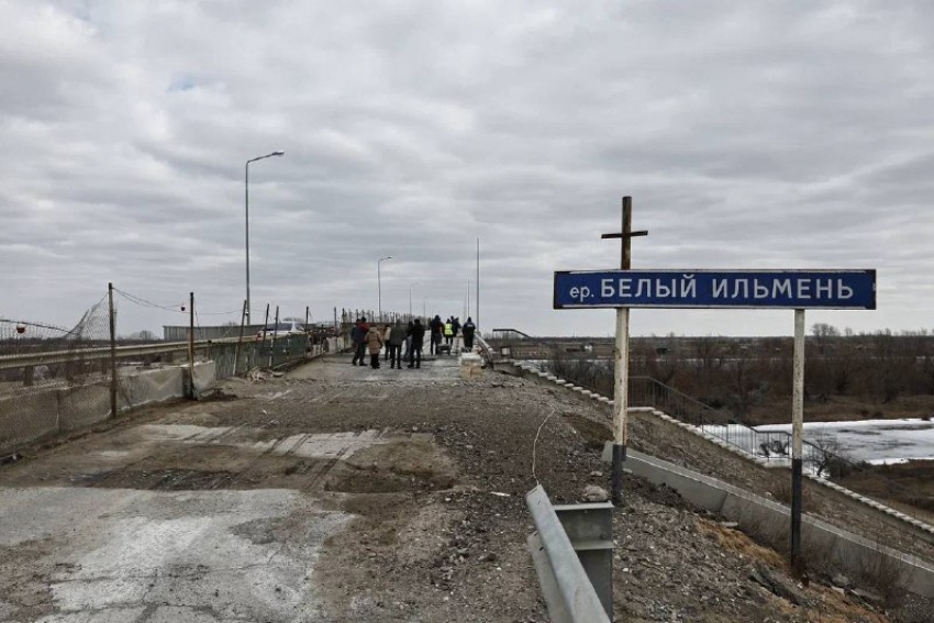 В Астраханской области заканчивают ремонт моста через ерик Белый Ильмень