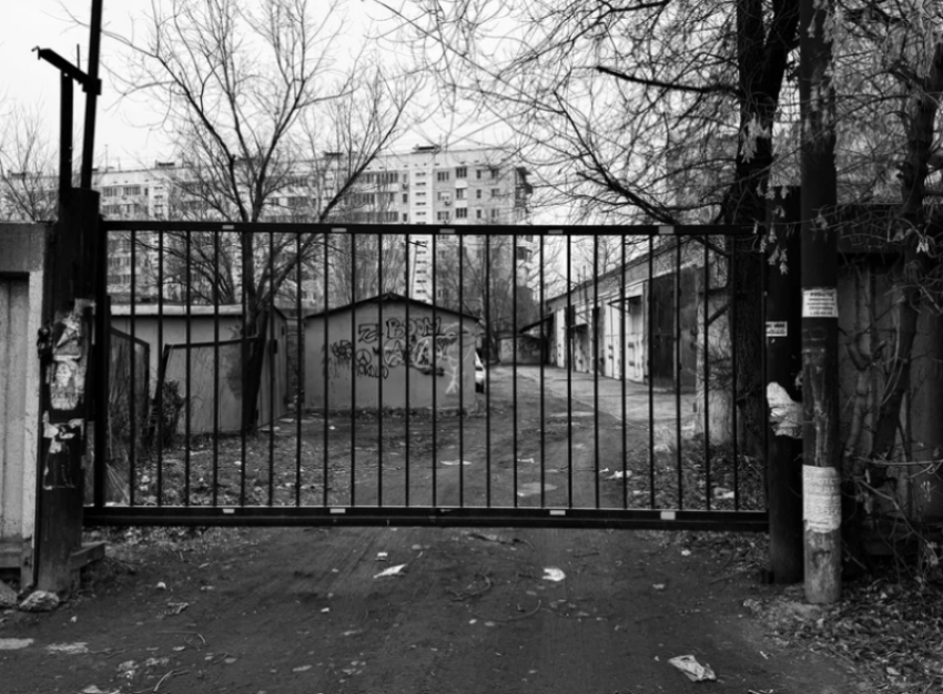 Астраханские правоохранители задержали участника грабежа и вымогательства