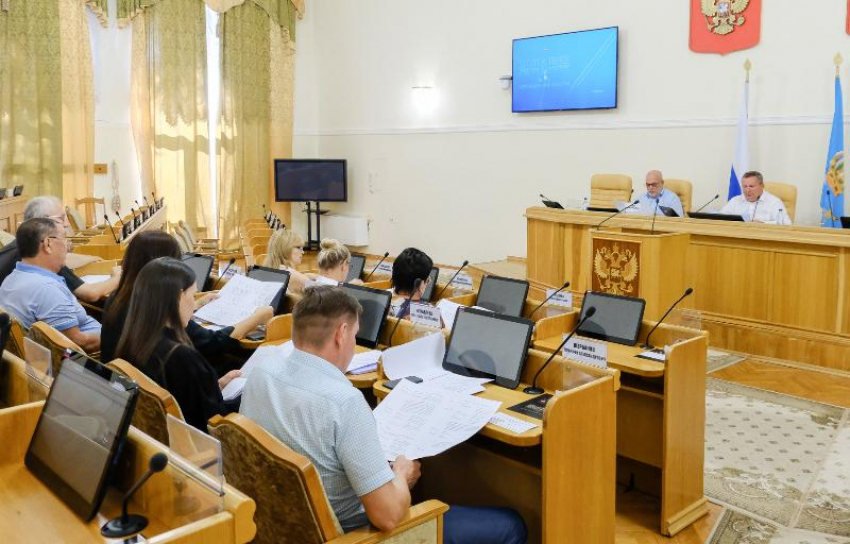 В Думе Астраханской области сформировали повестку пленарного заседания