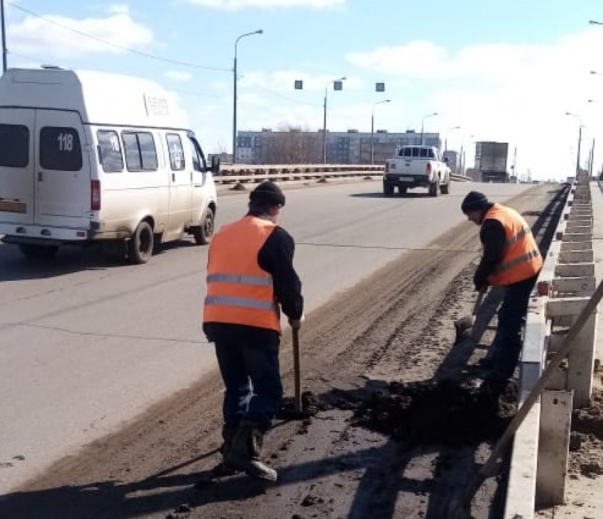 Мосты в Астрахани станут ещё чище 