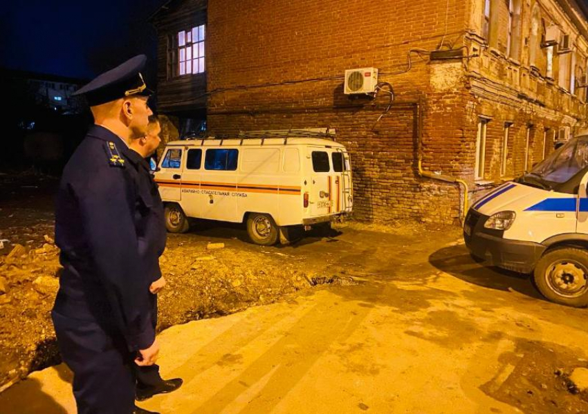В Астрахани выясняют обстоятельства гибели двух подростков