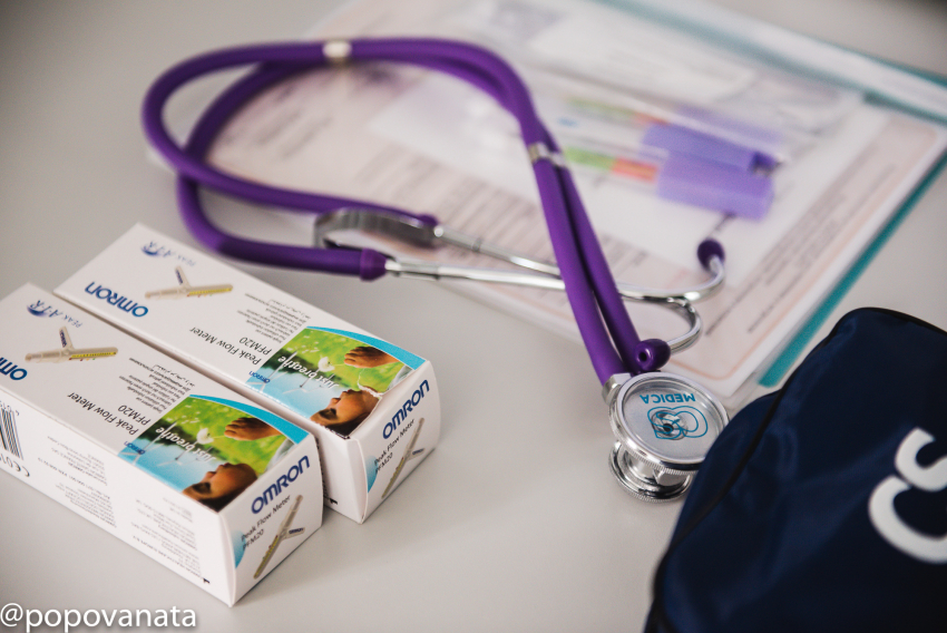 Почему врачи в Александровской больнице получают две трети оклада 