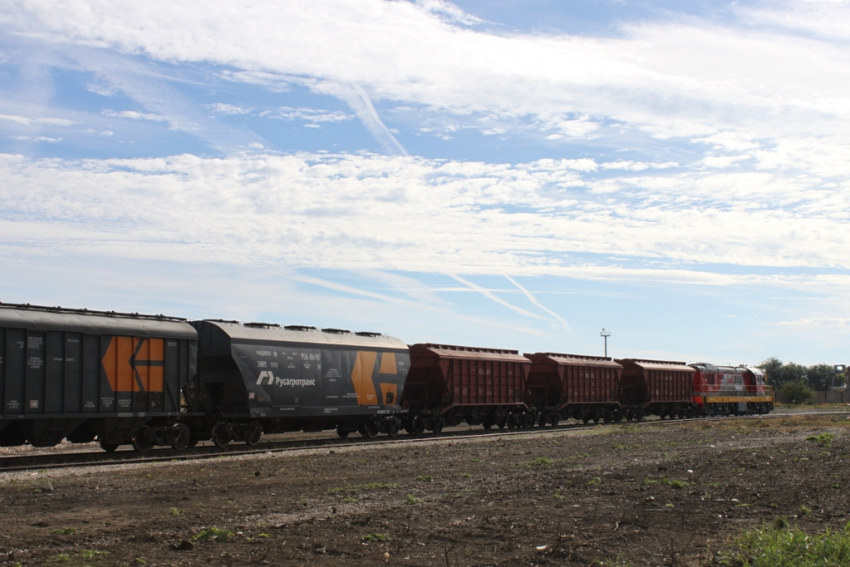Погрузка на железной дороге в Астраханской области составила более 6,5 млн тонн в январе-октябре 