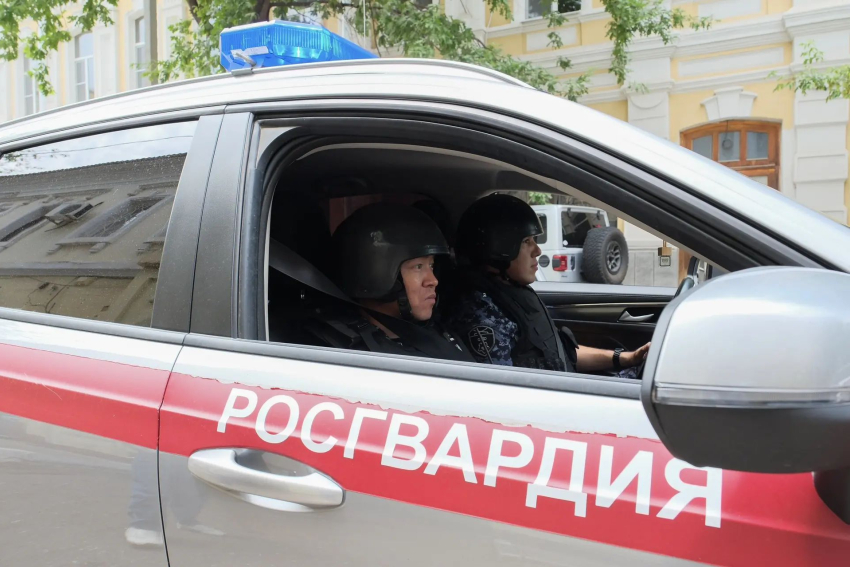 В Астрахани двое пациентов устроили дебош в больницах