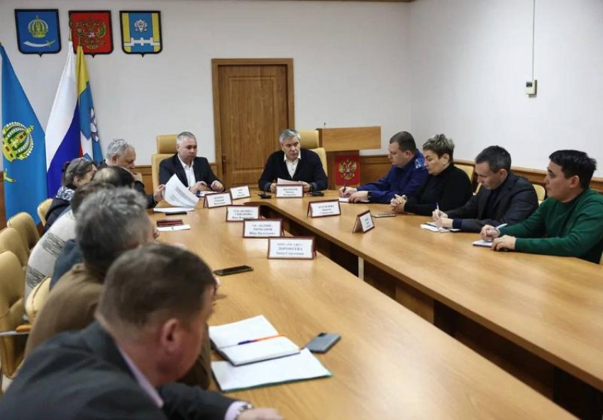 В астраханском райцентре заменят компанию по вывозу мусора