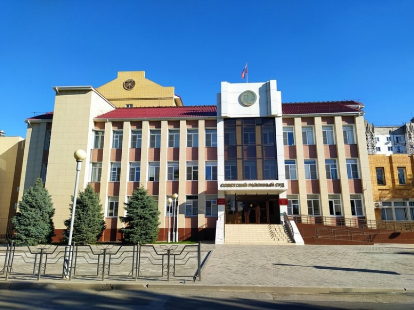 Житель Астрахани судится с крупной авиакомпанией из-за полета в бизнес-классе