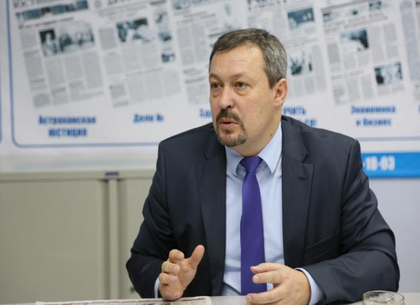 Дмитрий Ануфриев отстранен от должности секретаря Икрянинского отделения «Единой России»