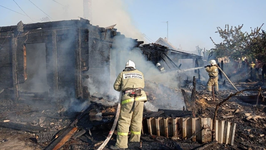 240 «квадратов» в огне: пожары за сутки в Астраханской области