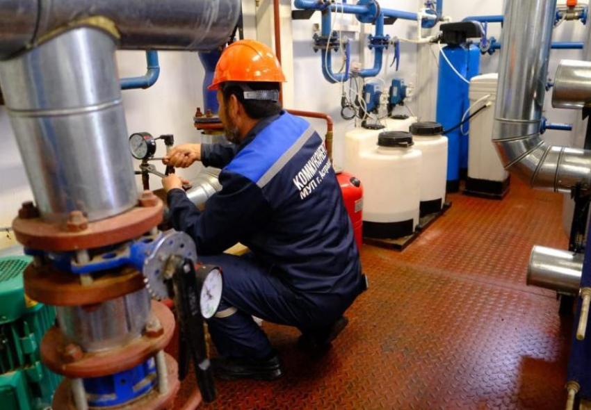 Астраханские теплоснабжающие организации переходят на особый режим работы