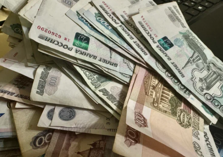 Астраханскому пенсионеру пять лет не выплачивали стоимость аварийного жилья