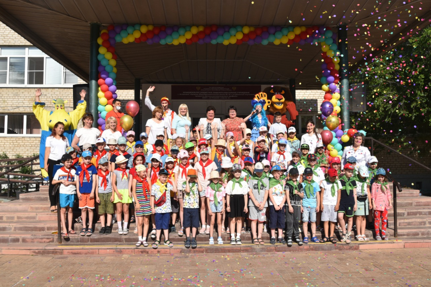 Здоровье, безопасность и комфорт: в Астрахани заработали детские площадки