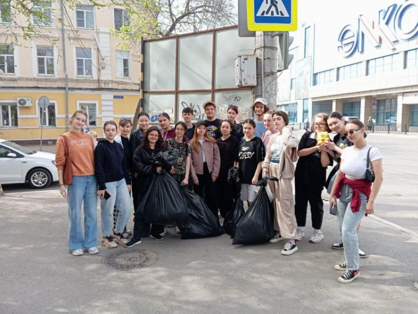 Астраханская молодежь присоединилась ко Дню чистоты