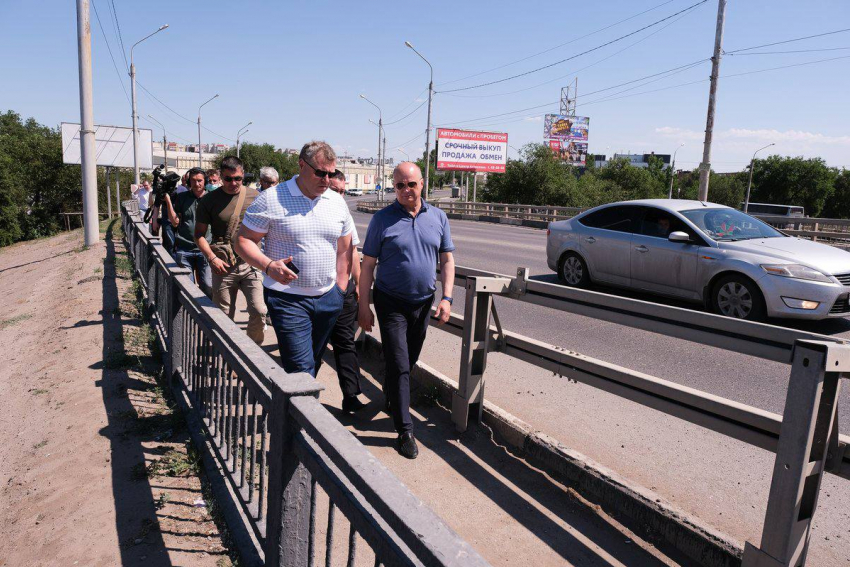 В Астрахани планируют отремонтировать Таможенный и Троицкий мосты