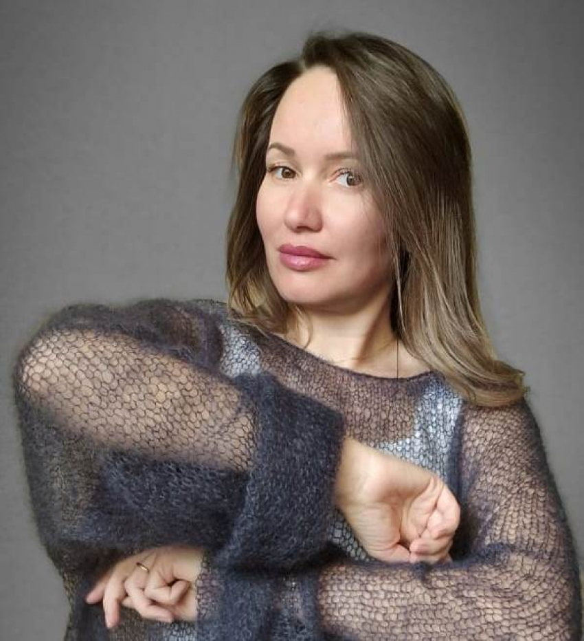Вязание любовью: дизайнер Евгения Засядько представит коллекцию свитеров паутинок на Каспийской неделе моды