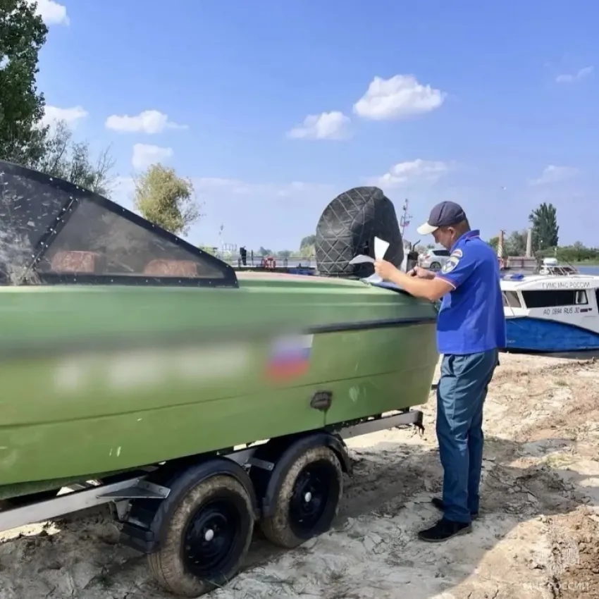 В Астраханской области туриста на лодке наказали из-за документов: в чем была проблема