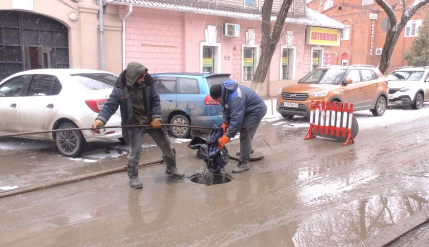 Нерадивость астраханцев стала причиной коммунальной аварии