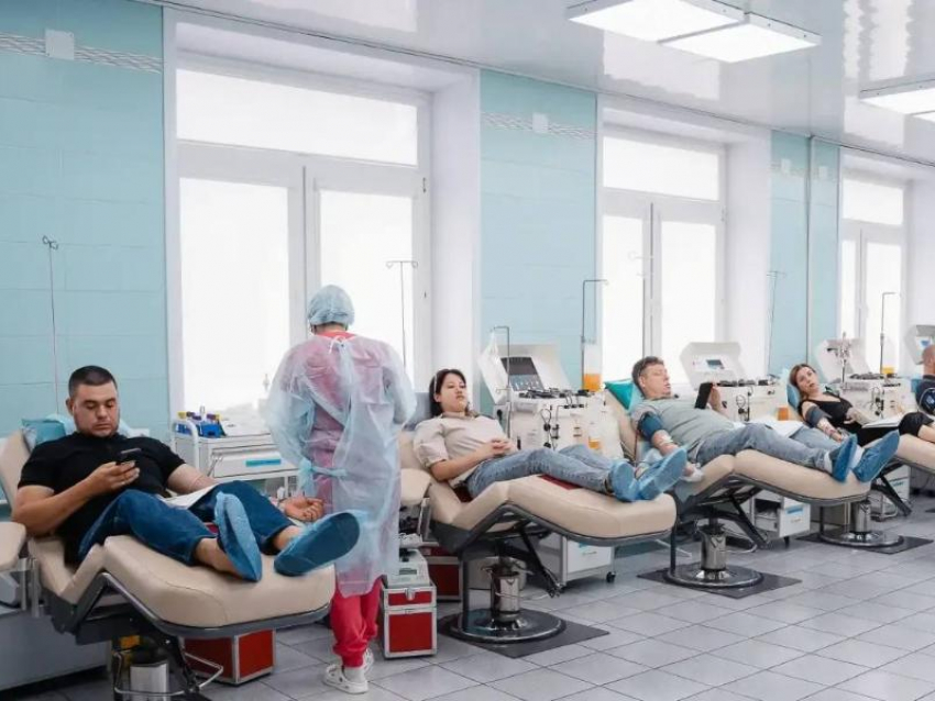 Запасов крови достаточно: среди астраханцев не ищут доноров