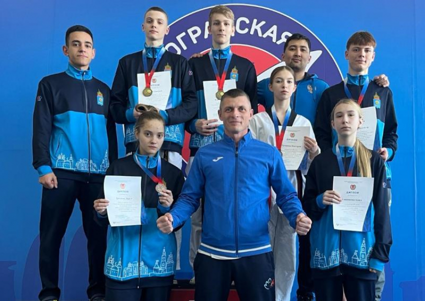 Астраханские спортсмены взяли два золота на первенстве ЮФО по тхэквондо