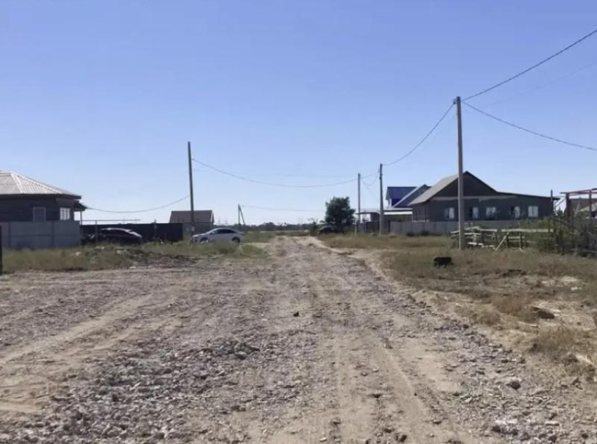В астраханском селе Растопуловка исправили дорогу по просьбе участника СВО