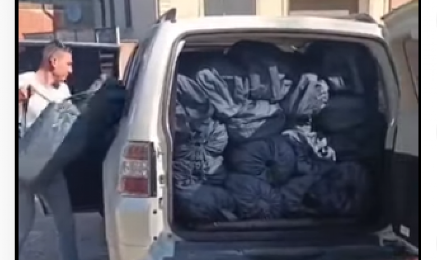 Астраханским бойцам отправили спальники с особым утеплением