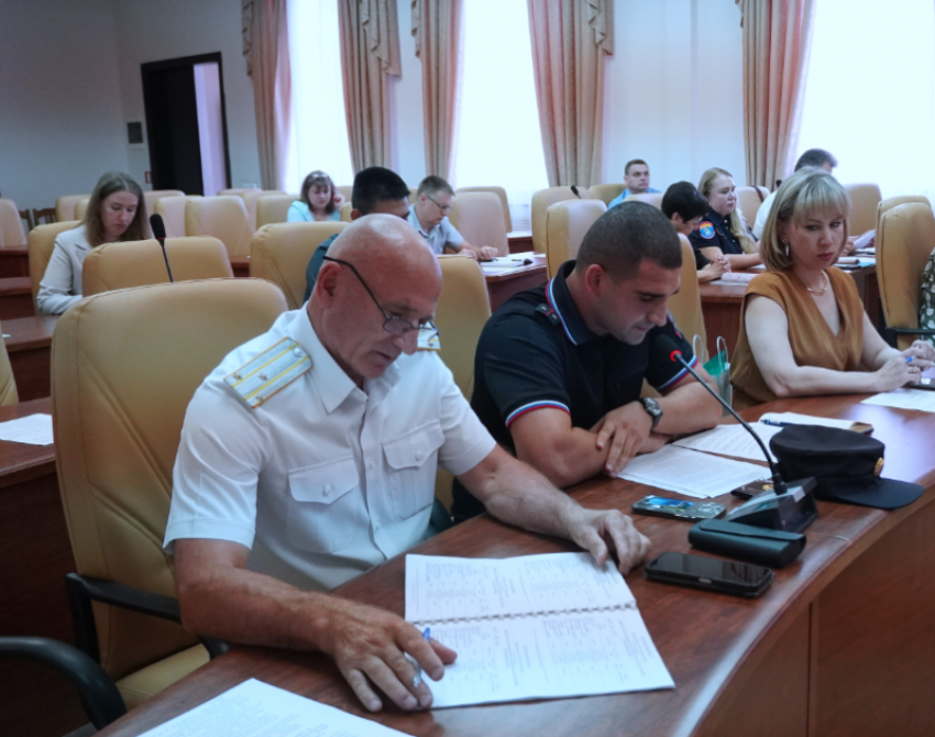 В Астрахани дружинников поощряют баллами за охрану общественного порядка