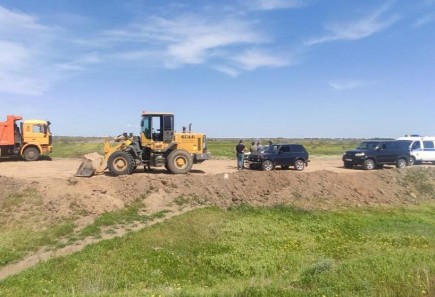 В Астраханской области с рисовых полей незаконно вывозили почву