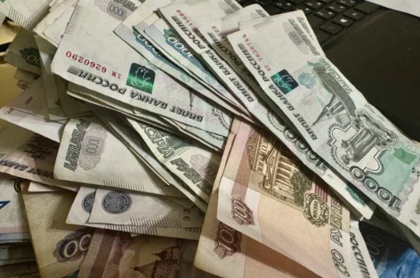 В Астрахани осудили экс-сотрудницу Ространснадзора за получение взяток