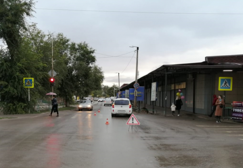 Автоледи сбила 16-летнего подростка в Астраханской области