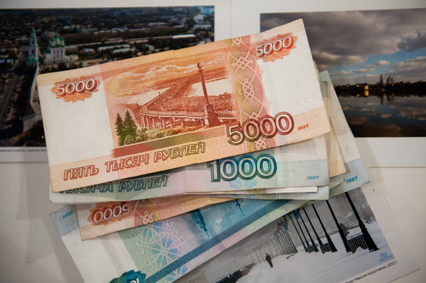 Астраханцев могут наказать за досрочное погашение кредита