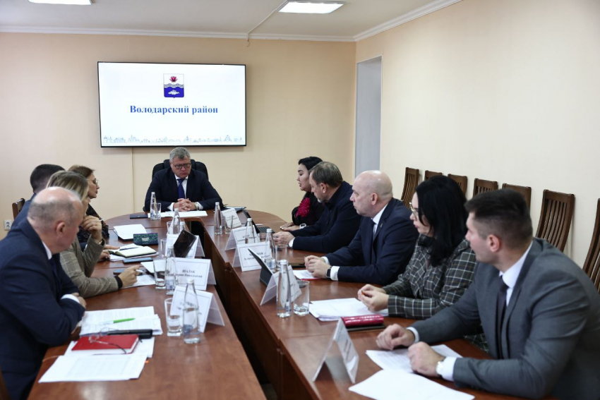 Под Астраханью капитально отремонтируют школы и реконструируют станцию очистки воды