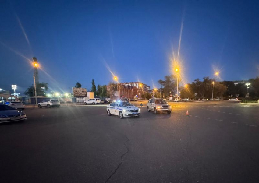 В Астрахани девочку-подростка госпитализировали после ДТП у Центрального стадиона