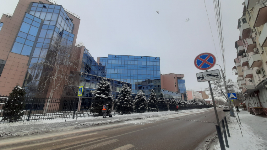 Во вторник в Астрахани продолжит идти снег: прогноз на 14 февраля