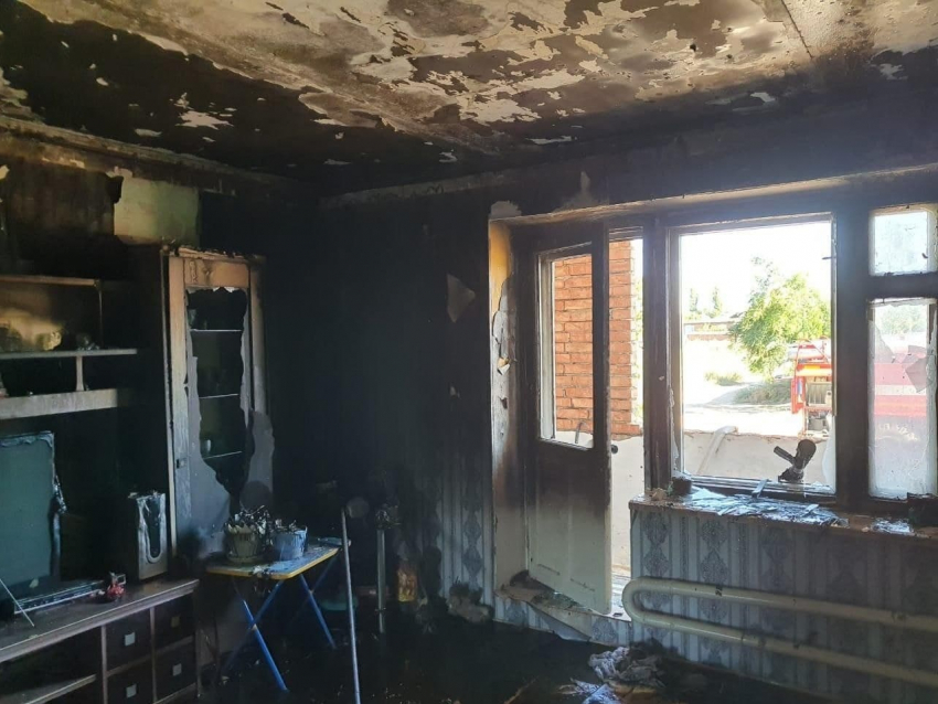 Три квартиры загорелись в Астраханской области за минувшие сутки