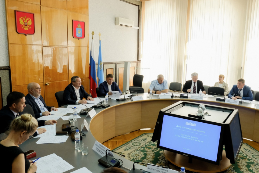 Губернатор Игорь Бабушкин отчитается перед депутатами областной думы