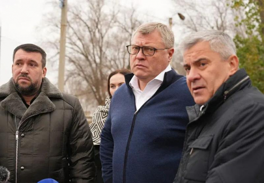 Астраханский губернатор посетил социально важные объекты Наримановского района