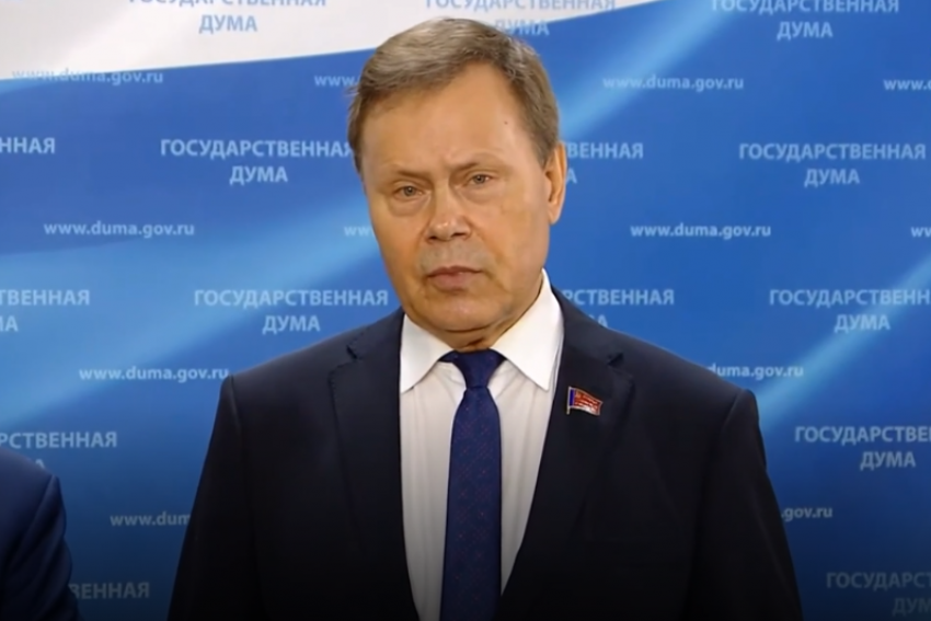 Депутат Госдумы проведет рейд по астраханским «наливайкам»