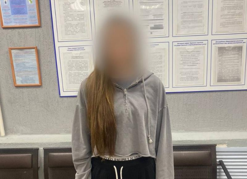 В Астрахани полиция задержала девушку за учиненный на дорогах беспредел