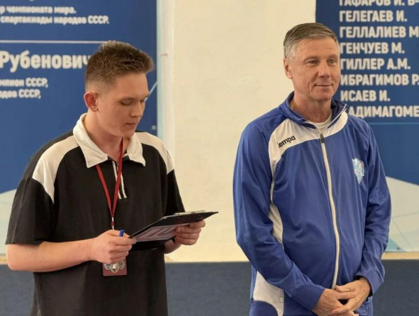 Олимпийский чемпион Андрей Тюменцев сдал нормативы ГТО вместе с астраханцами