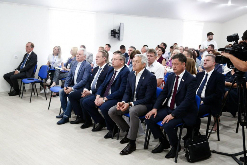 Стало известно, кто поборется за право служить астраханскому народу от Единой России