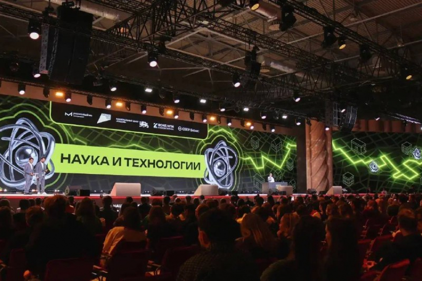 Осетры плюс зелень: молодой ученый из Астрахани создал нечто и победил в престижном конкурсе